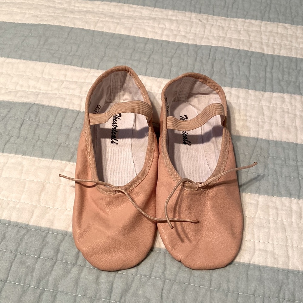 Ballet shoes